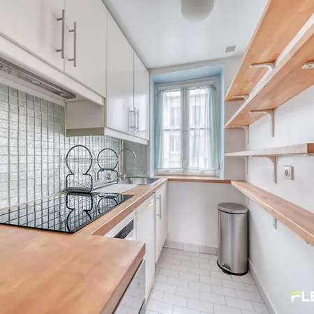 Private - Village Charm In Alésia Parigi